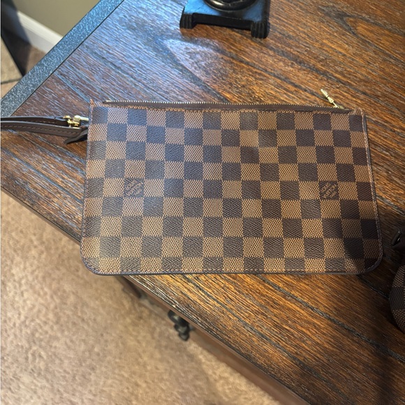 Louis Vuitton Brown Checkered Tote - Picture 10 of 12